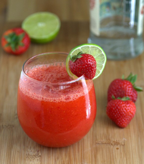 Blended strawberry daiquiri