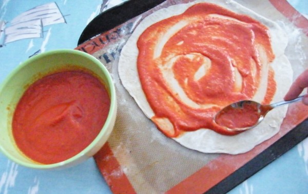 Blender pizza sauce
