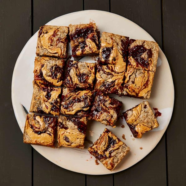 Blondies with peanut butter, jam and chocolate