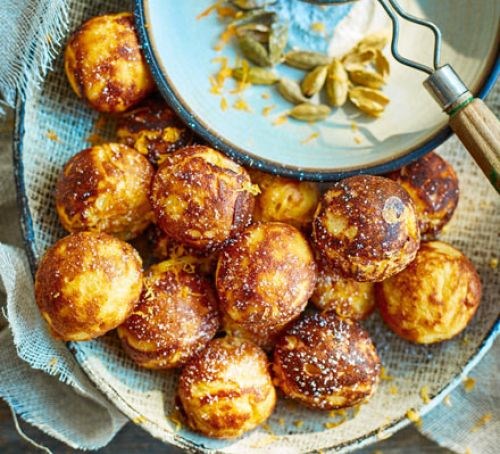 Blood orange & cardamom pancakes (Aebleskiver)