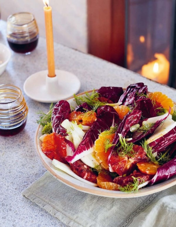 Blood oranges and fennel with radicchio, capers and olives