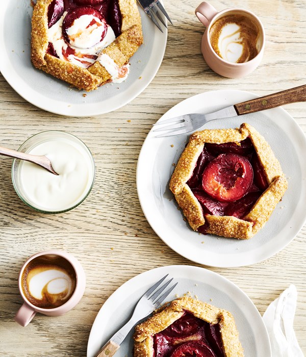 Blood plum galettes