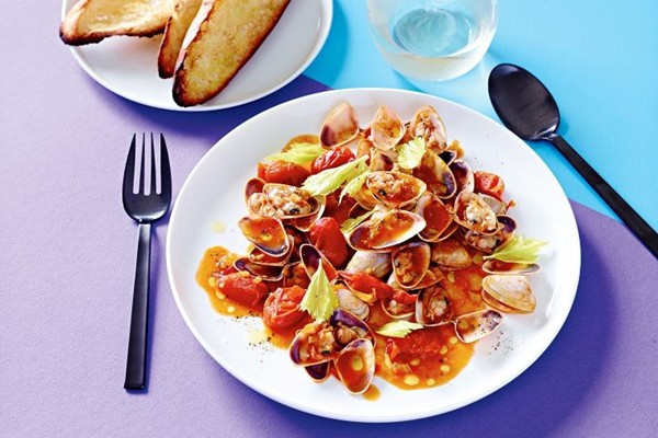 Bloody Mary pipis