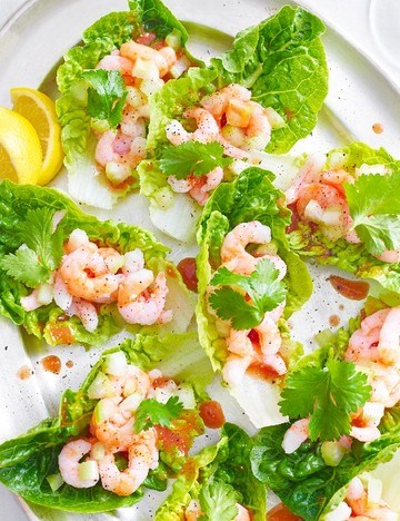 Bloody Mary prawn lettuce scoops