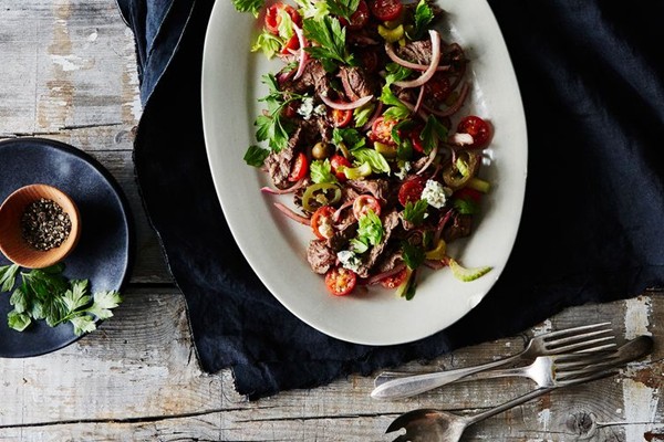 Bloody Mary steak salad