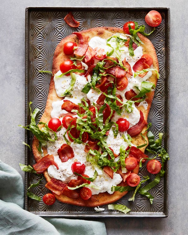 BLT flatbread
