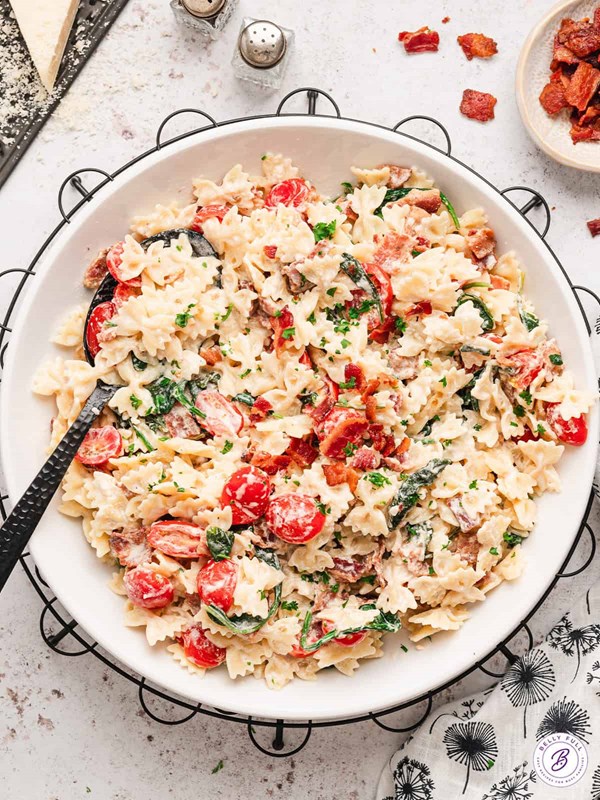 BLT pasta