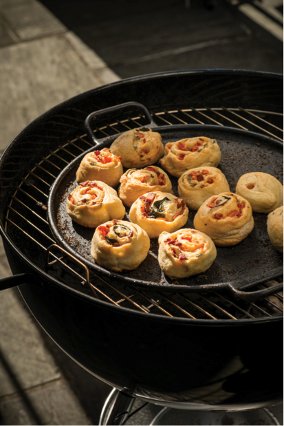 BLT pizza pinwheels