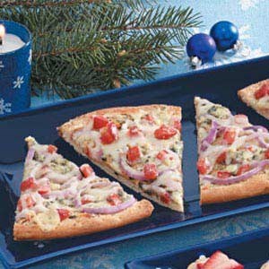 Blue cheese appetizer pizza