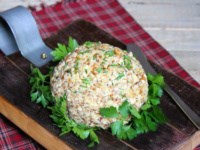 Blue cheese ball