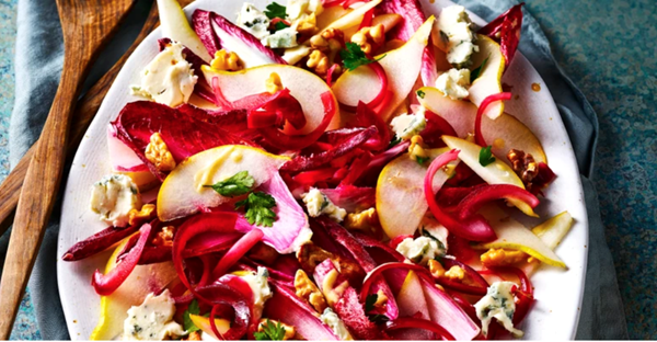 Blue cheese, chicory and walnut salad