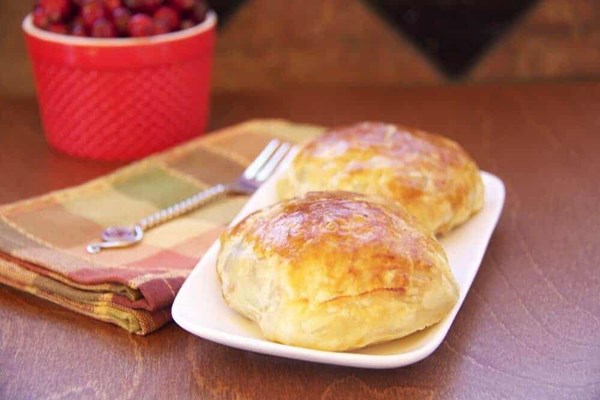 Blue cheese, cranberry and turkey bundles