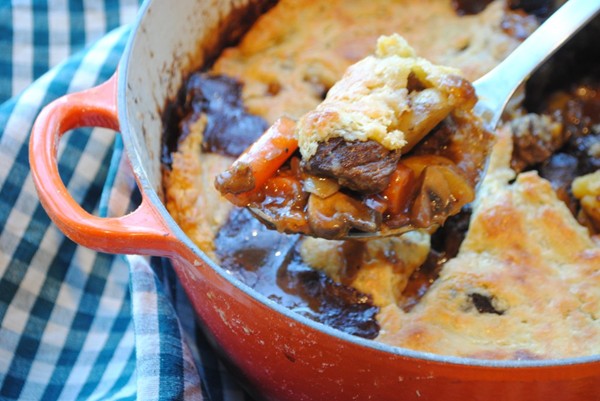 Blue cheese-crusted beef stout pie