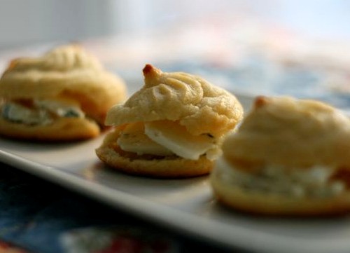 Blue cheese gougéres