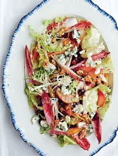 Blue cheese, walnuts, grapes, cranberries, pear and argan oil