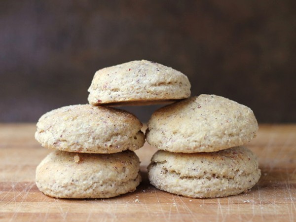 Blue cornmeal biscuits