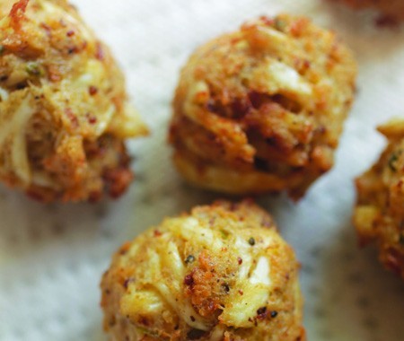 Blue crab beignets with white rémoulade sauce