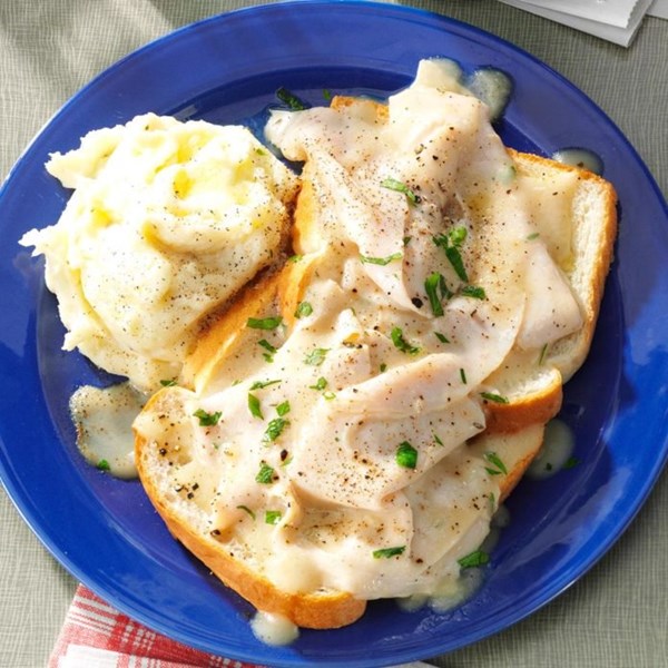 Blue plate open-faced turkey sandwich