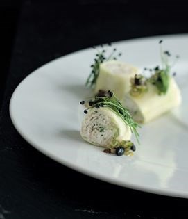 Blue swimmer crab and mango with black bean dressing