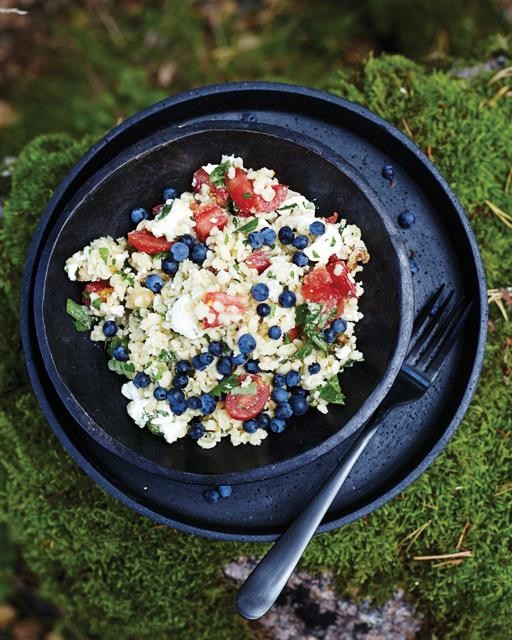 Blueberry & bulgur salad