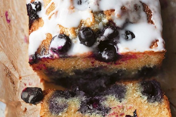 Blueberry, almond & lemon cake