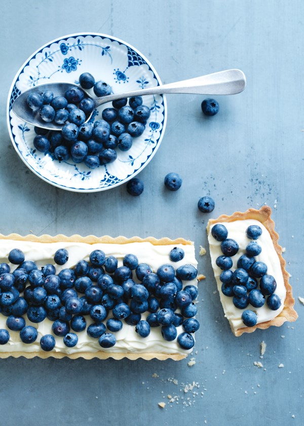 Blueberry and lemon mascarpone tart