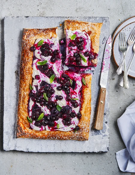 Blueberry and mascarpone slice