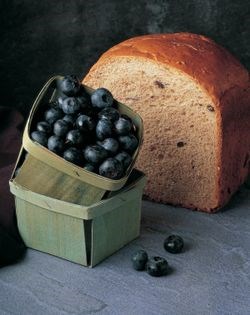 Blueberry and oatmeal bread