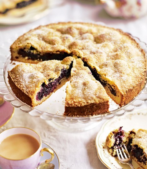 Blueberry and polenta shortcake