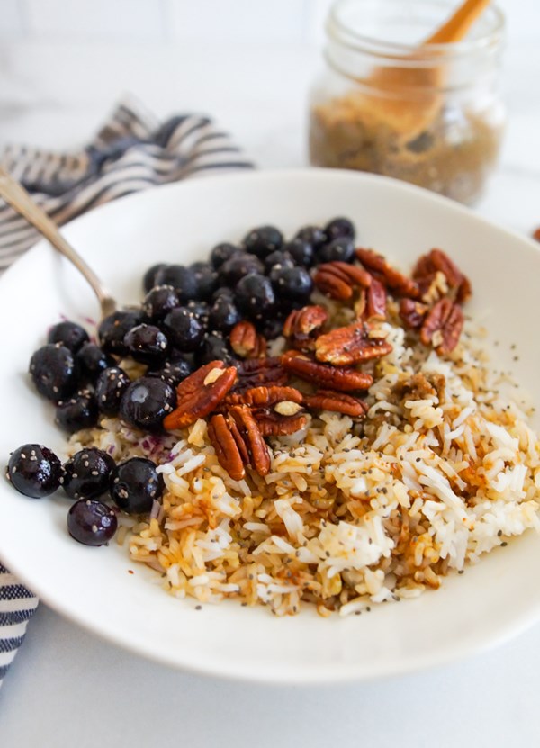 Blueberry and salted pecan breakfast grain bowl