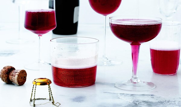 Blueberry-apple cordials