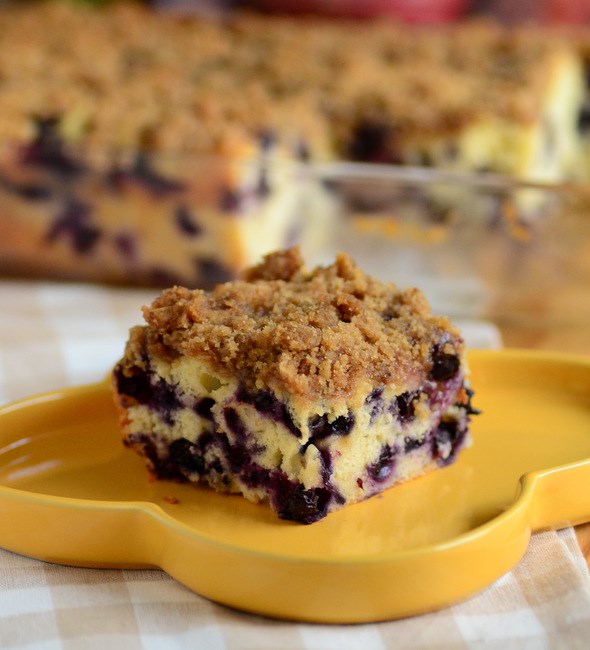 Blueberry banana coffee cake