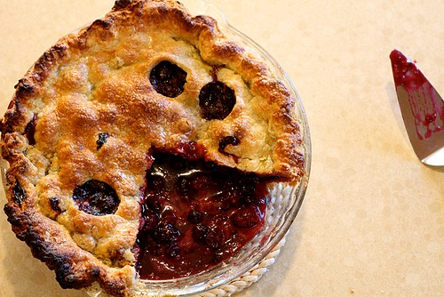 Blueberry blackberry pie