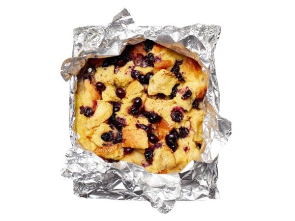 Blueberry bread pudding