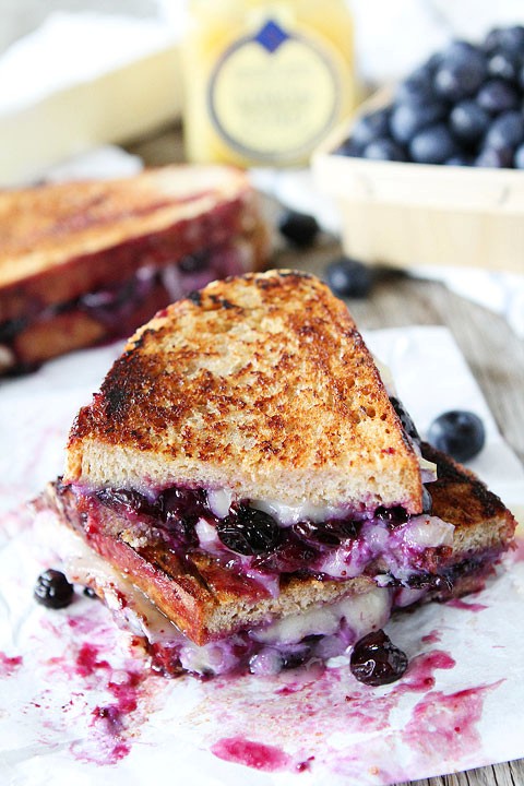 Blueberry, Brie and lemon curd grilled cheese