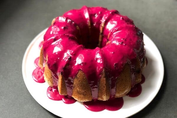 Blueberry bundt cake