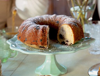 Blueberry-buttermilk bundt cake