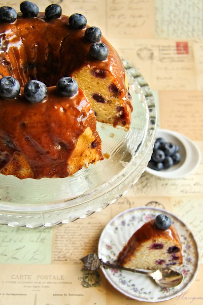 Blueberry buttermilk cake & chocolate honey ganache