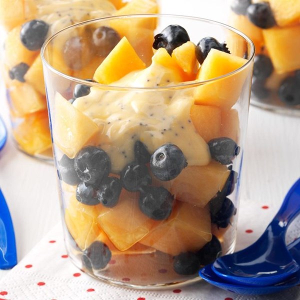 Blueberry cantaloupe salad