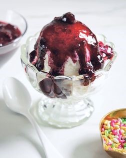 Blueberry cardamom sauce
