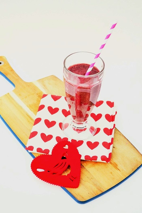 Blueberry, carrot and orange smoothie