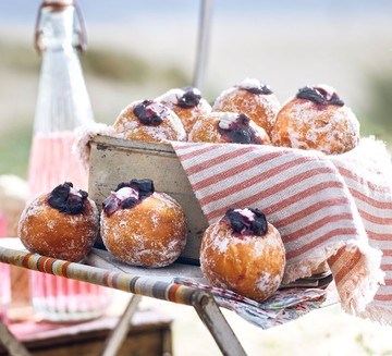 Blueberry cheesecake doughnuts