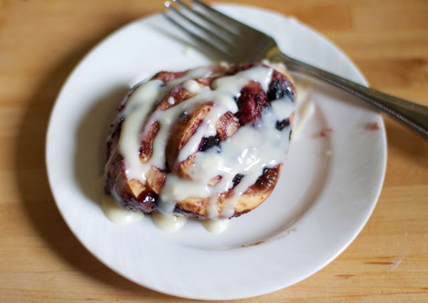 Blueberry cinnamon rolls