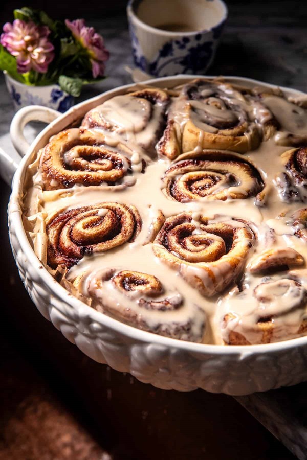 Blueberry cinnamon rolls with maple icing