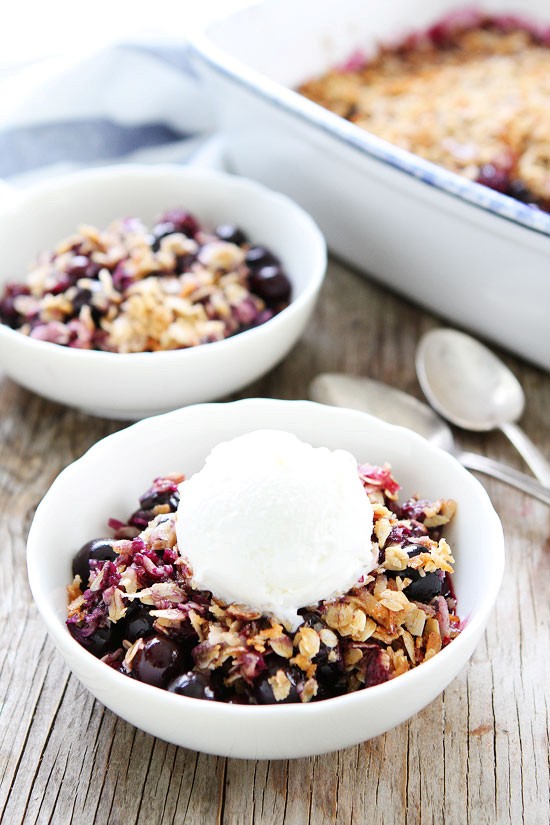 Blueberry coconut crisp