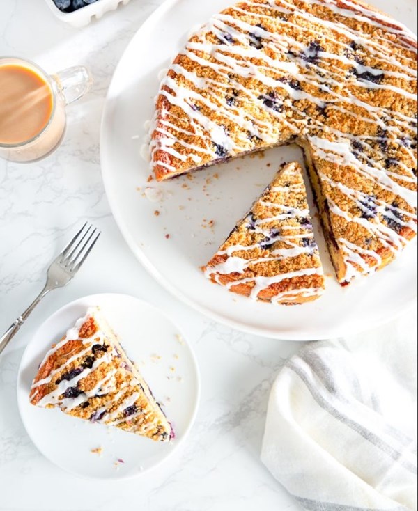 Blueberry coffee cake