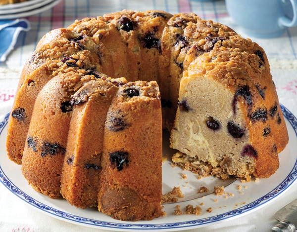 Blueberry coffee cake