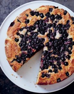 Blueberry cornmeal cake