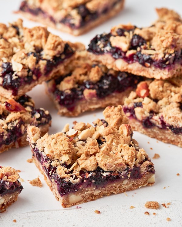 Blueberry crumb bars