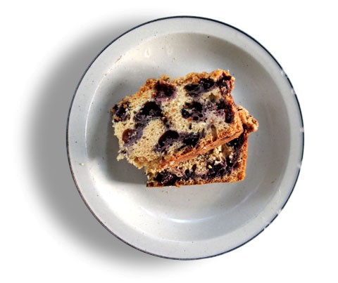 Blueberry crumb cake